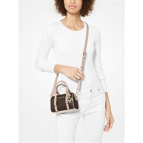 michael michael kors bedford legacy travel wallet|Michael Kors bedford flat crossbody.